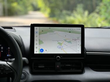 Mazda2 Hybrid 2024: guarda la gallery della citycar ibrida da 10 e lode 12