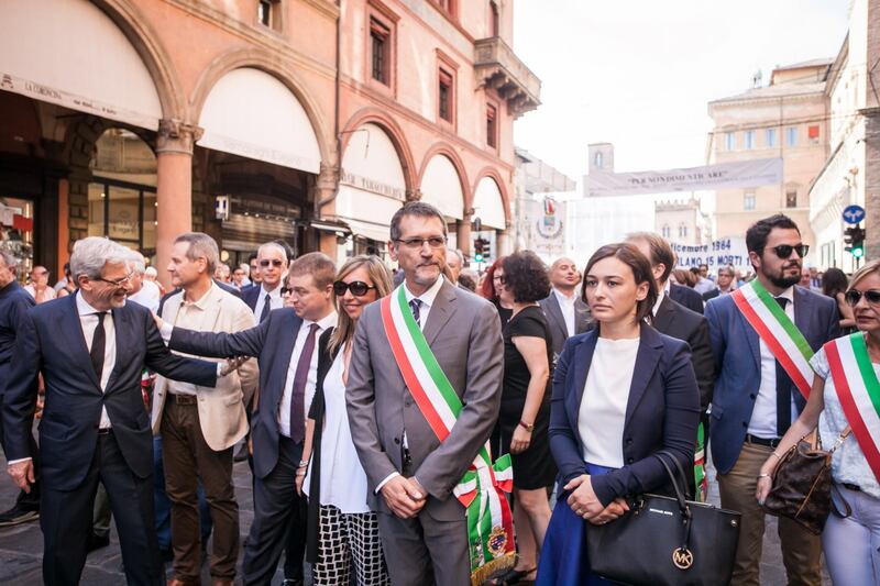 Bologna, l'anniversario della strage. Mattarella: "Segno indelebile nella coscienza civile italiana" 7