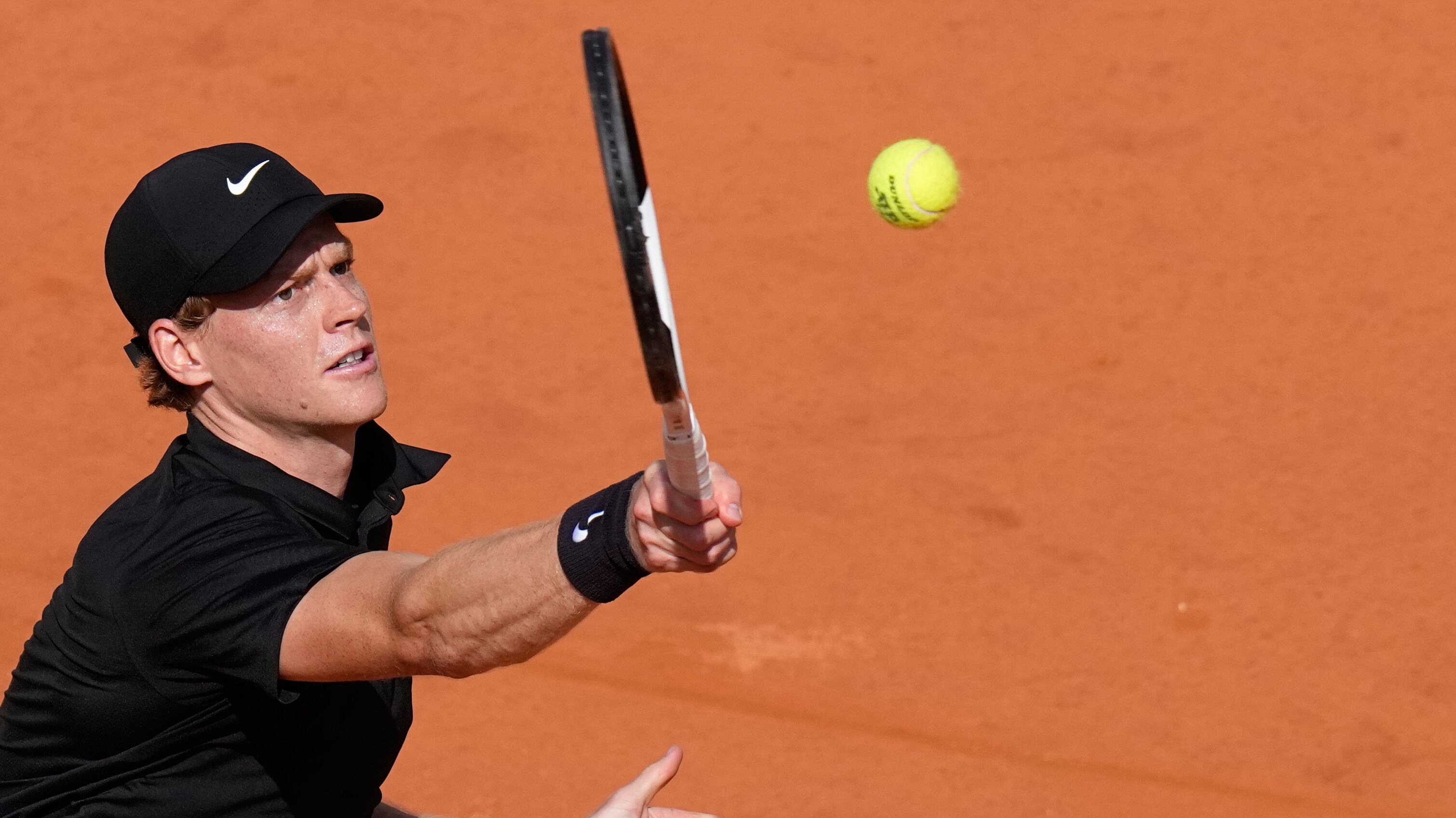 Sinner si prende il derby, ma l’impresa la firma Darderi con Zverev