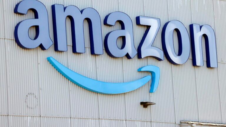 Amazon ci riprova con lo smartphone: Alexa in tasca e cronaca di un disastro annunciato