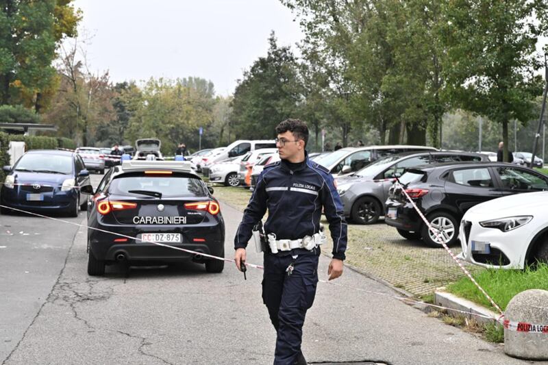 Donna accoltellata a Milano: è in pericolo di vita 4
