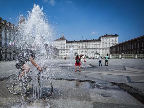 Caldo eccezionale, record storici in bilico: attenzione a Caronte