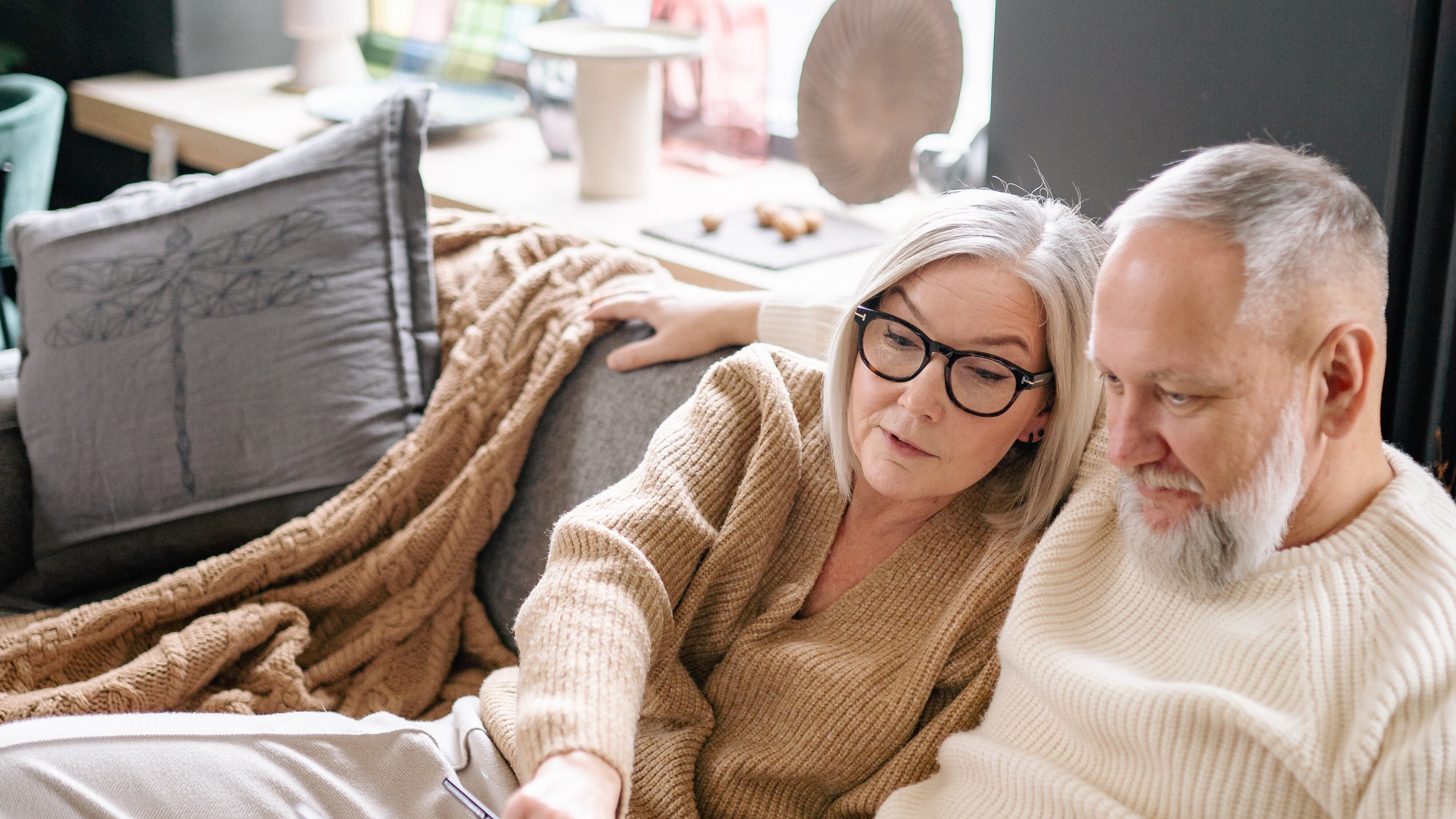 Serie tv e film da vedere insieme: 5 consigli per over 60 (e non solo)
