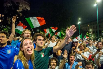 Italia campione d'Europa: tifosi in festa nelle piazze 10