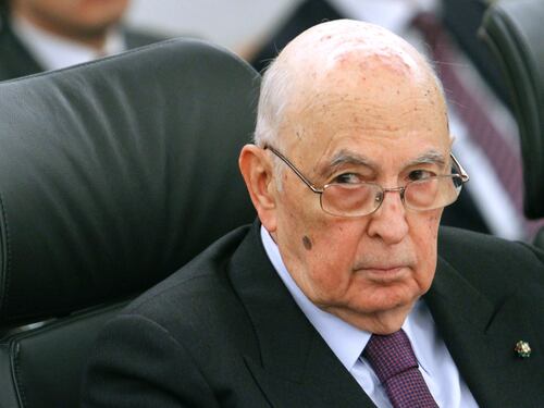 Napolitano va all'attacco: "Non c'è confronto civile"