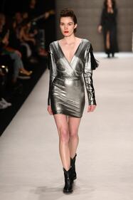 Mercedes-Benz Fashion Week: i look hot 3