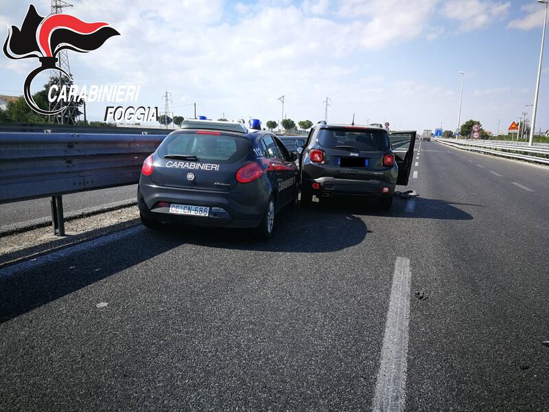 Foggia, dopo inseguimento: arrestato rumeno con un'auto rubata 3