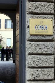 Evacuata la sede Consob di Milano 10
