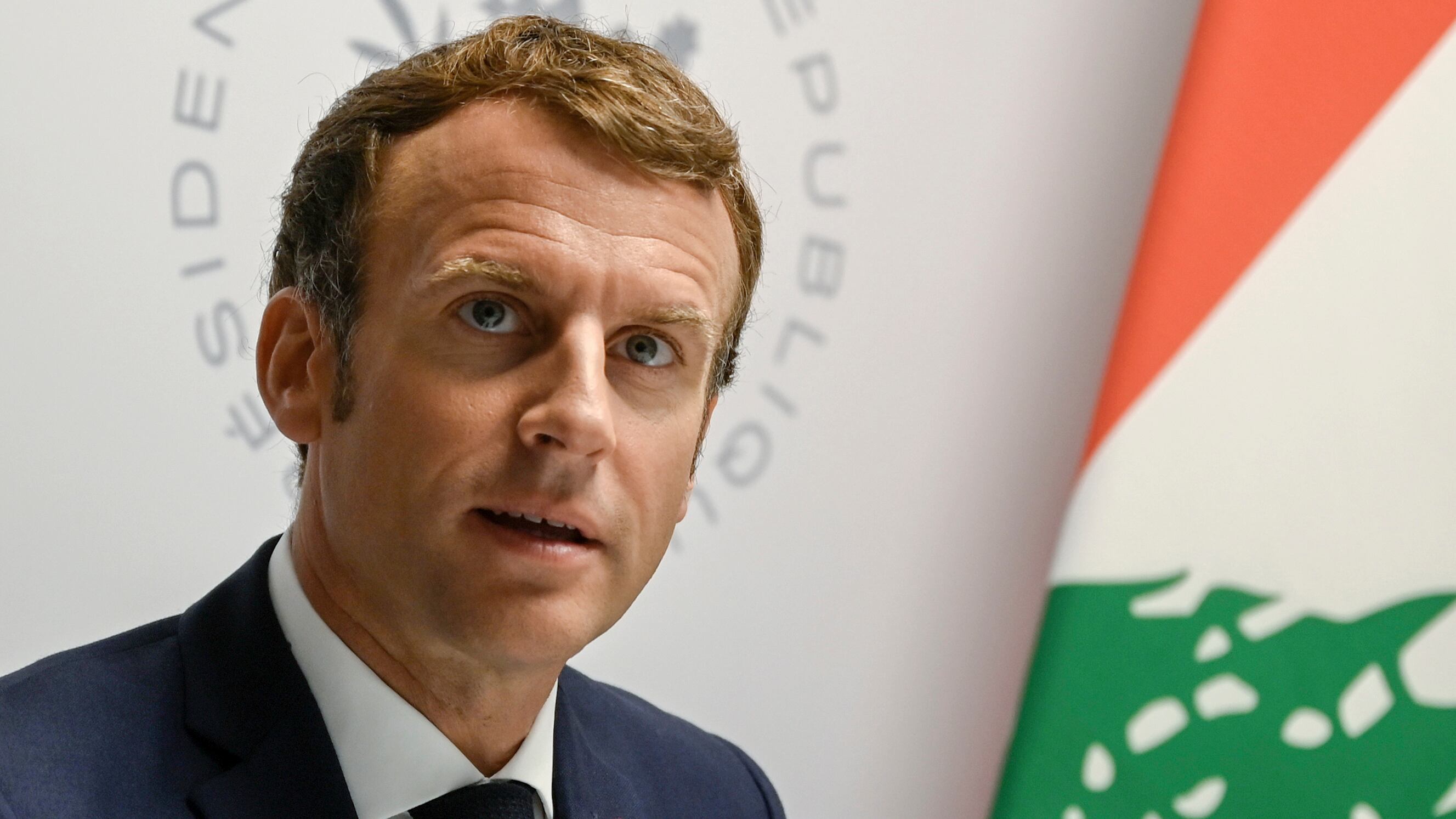 Il fallimento triplo di Macron
