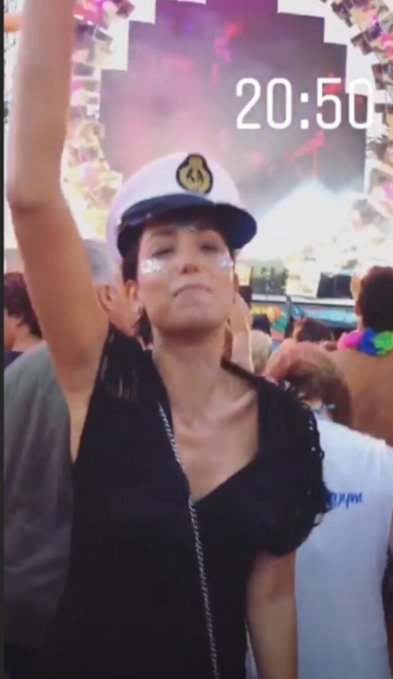 Notte scatenata per Caterina Balivo al Jova Beach Party 3