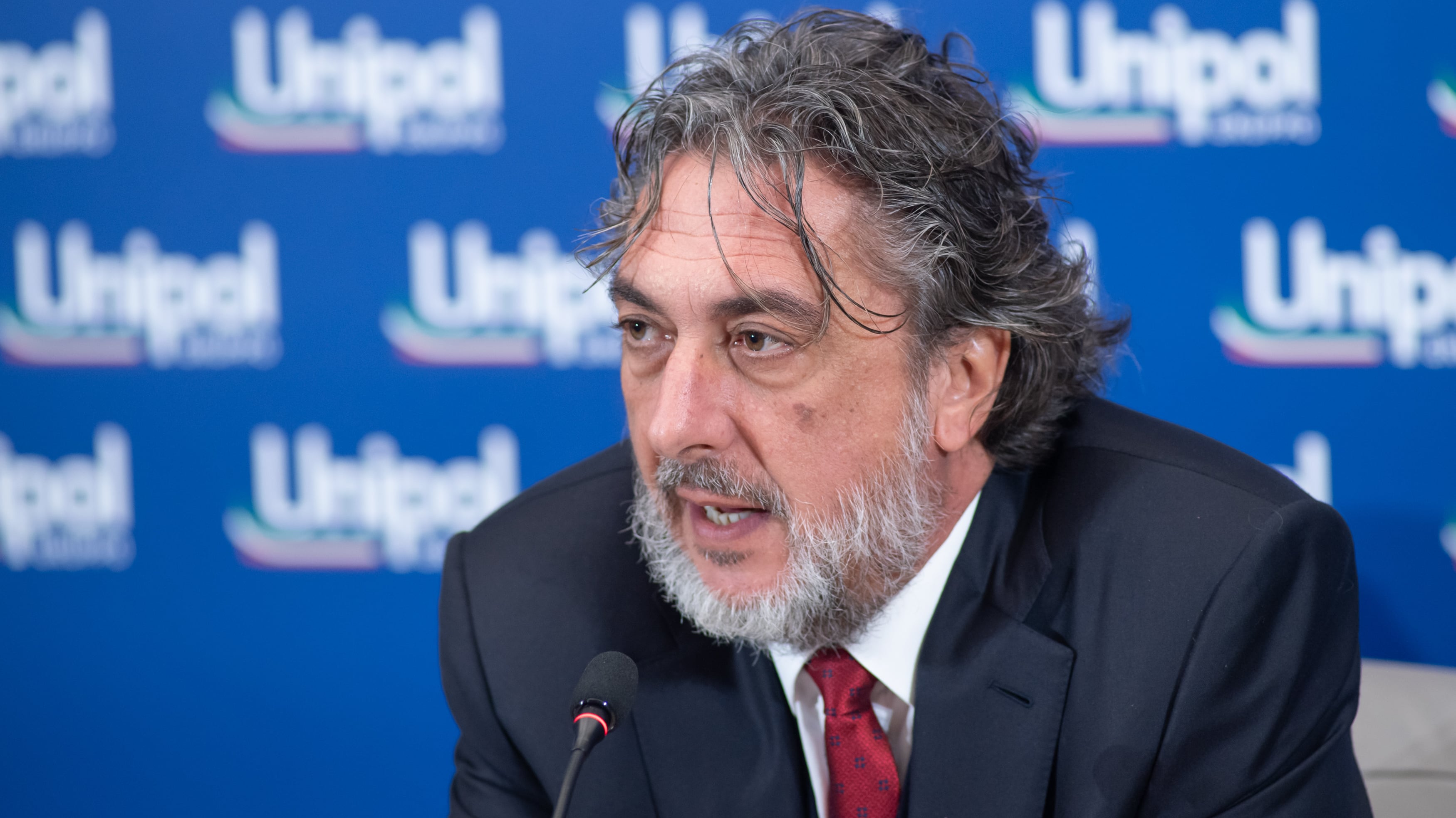 "Unipol non compra filiali ma una banca". Dopo 400 anni il Monte resta senza Siena