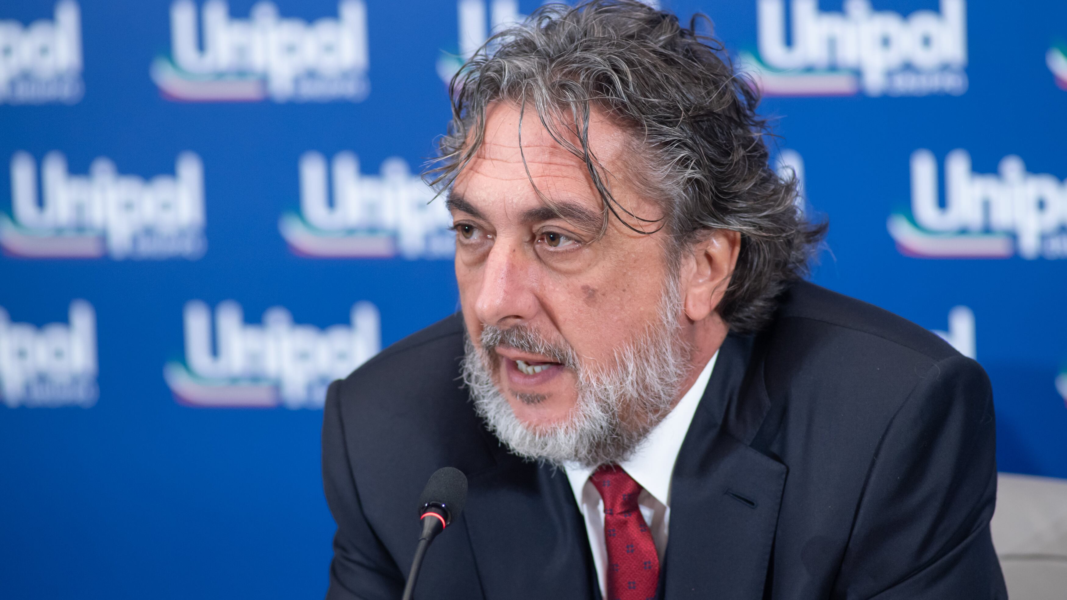 "Unipol non compra filiali ma una banca". Dopo 400 anni il Monte resta senza Siena