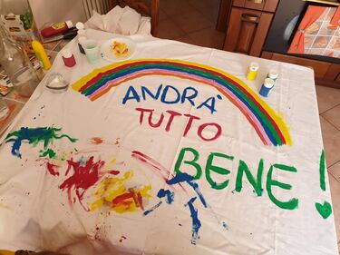 "Andrà tutto bene", il messaggio di speranza dei bimbi italiani 12