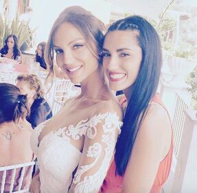 Sarah Nile hot, bikini e paella 14