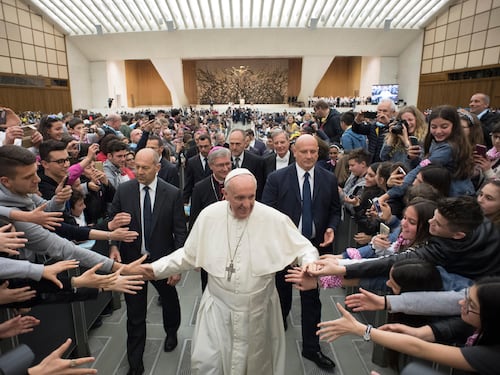 Il Papa: "Non difendere i migranti non è da cristiani"