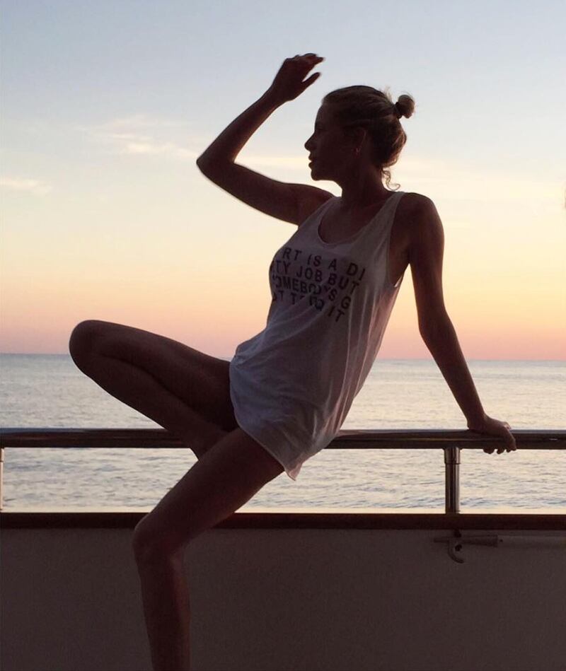 Alessia Marcuzzi, le gambe più lunghe della televisione italiana 13