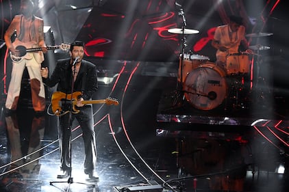 Sanremo 2024: ecco il look della prima serata del Festival dei The Kolors 4