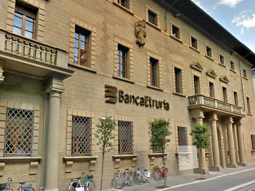 Un fondo da 100 milioni per le vittime del crac bancario