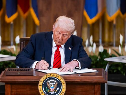 Migranti, quei vescovi americani che stanno con Trump