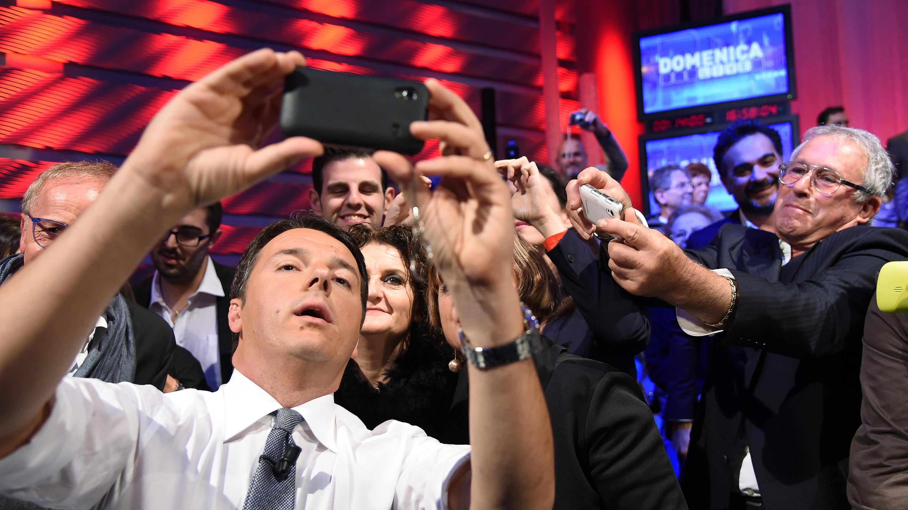 Renzi si deve dimettere?