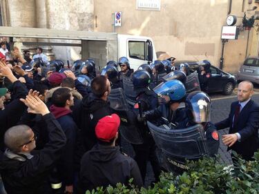 Studenti in piazza a Roma 1