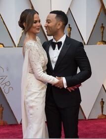 Chrissy Teigen, le foto 4
