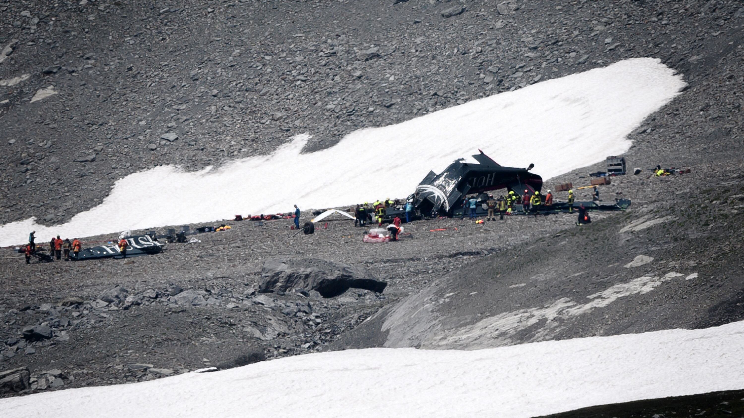 Svizzera, precipita aereo turistico. Venti morti