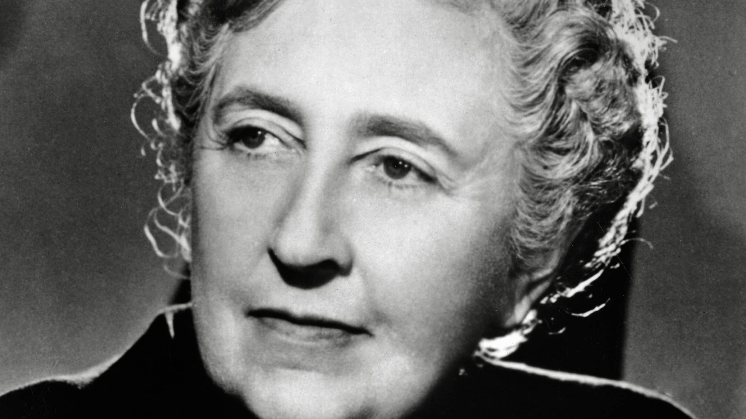Veleni, delitti, stile British e "celluline grigie": l'Impero dei bestseller di Agatha Christie