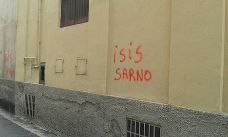 Ora l'Isis minaccia il Pd: "Allah vuole la tua testa"  5