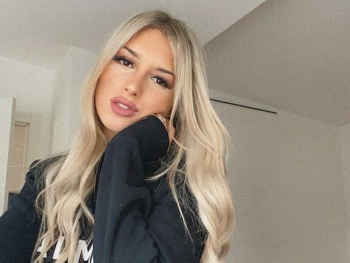 Agustina Gandolfo sensuale su Instagram