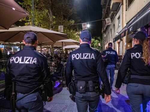 "Le nostre figlie importunate dai pusher: Milano è ancora la nostra città o è riserva di caccia?"