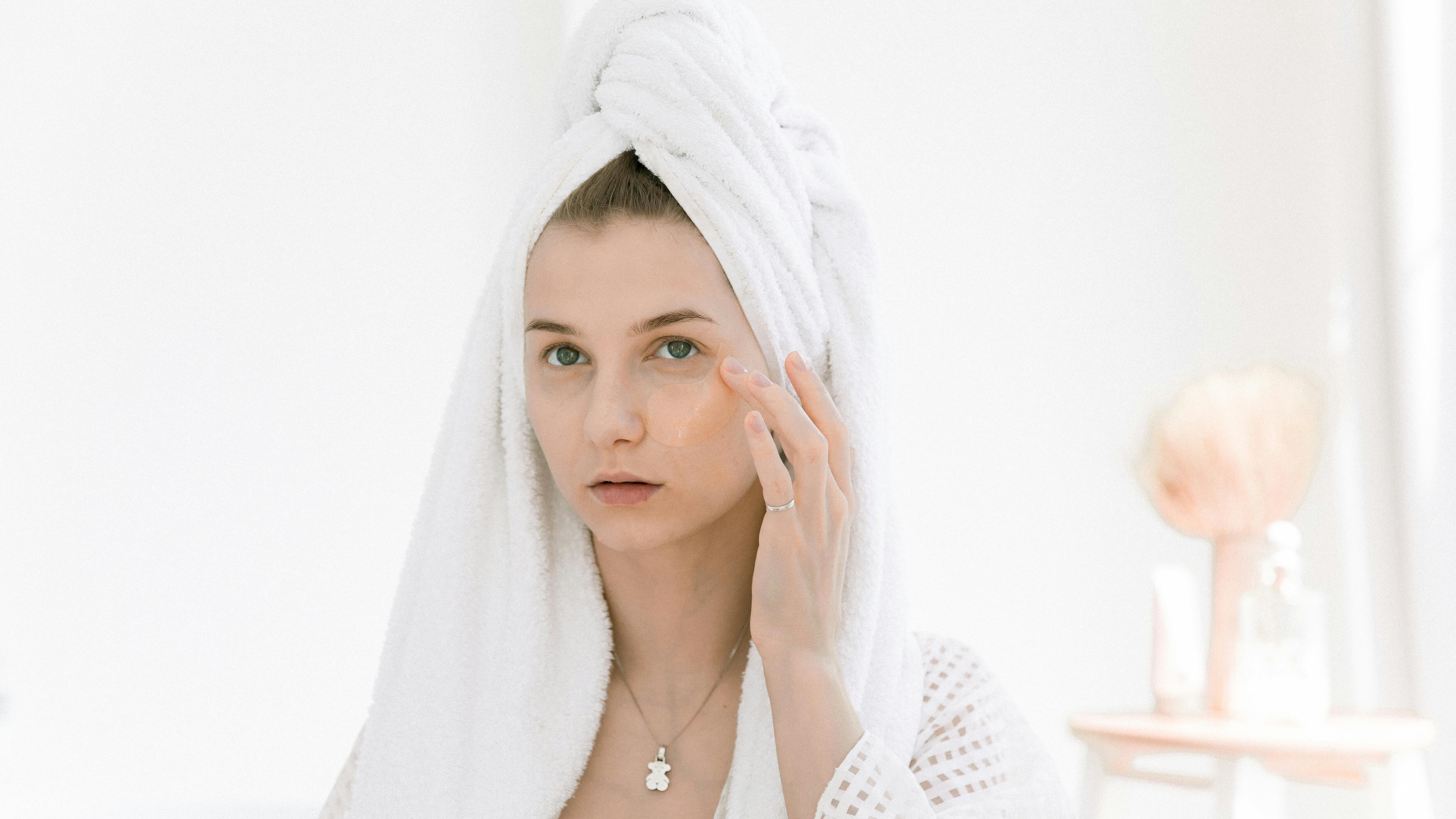 Olio di cocco, i benefici per la skin care invernale. Come utilizzarlo