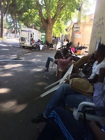 I migranti del Baobab e il degrado di via Cupa 13