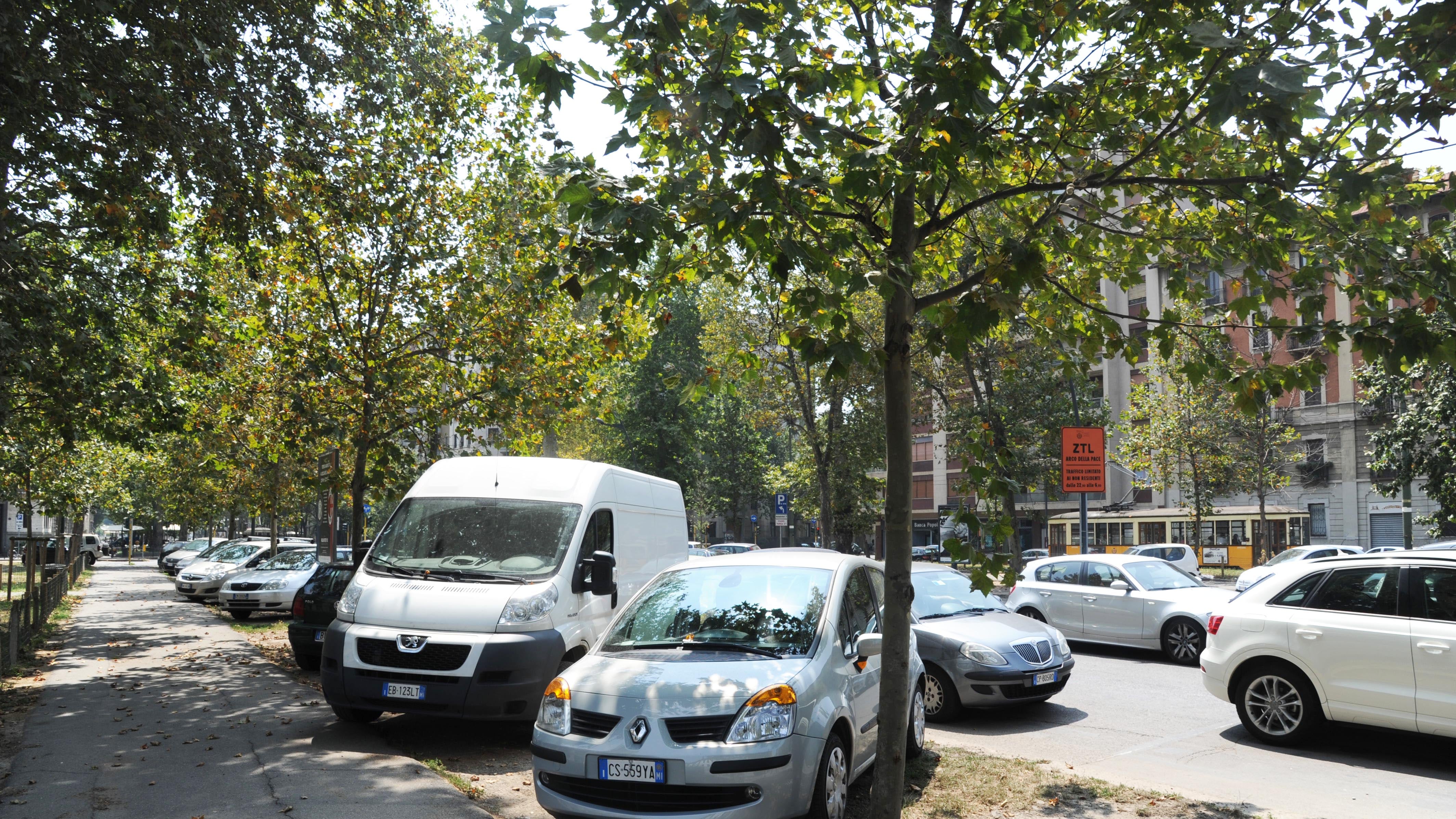 Un garage in corso Sempione per "sotterrare" 700 auto