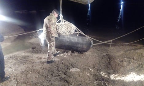 Fano, artificieri rimuovono una bomba d'aereo innescata 2
