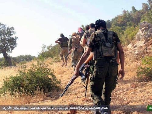 Il Pentagono ammette il fallimento: "Basta addestrare i ribelli in Siria"
