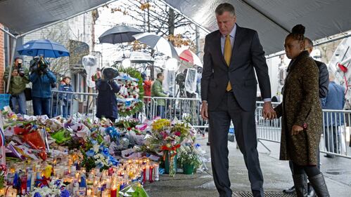 New York, l'addio ai due poliziotti uccisi 6
