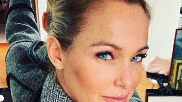Sonia Bruganelli presa di mira sui social, l'errore scatena l'ironia dei follower