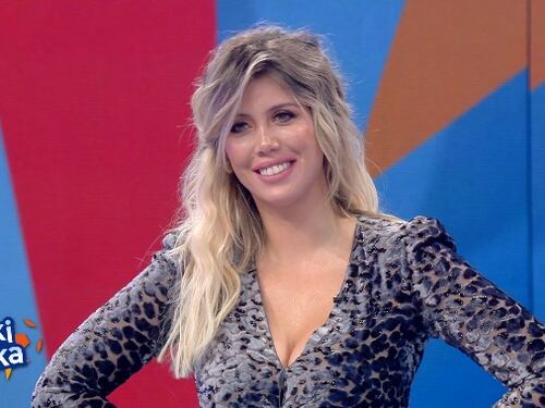 Piccolo incidente per Wanda Nara: si rompe il vestito prima della diretta