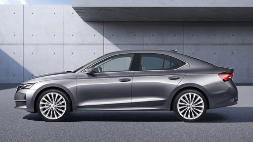 Skoda Octavia 2024, guarda tutte le foto 2