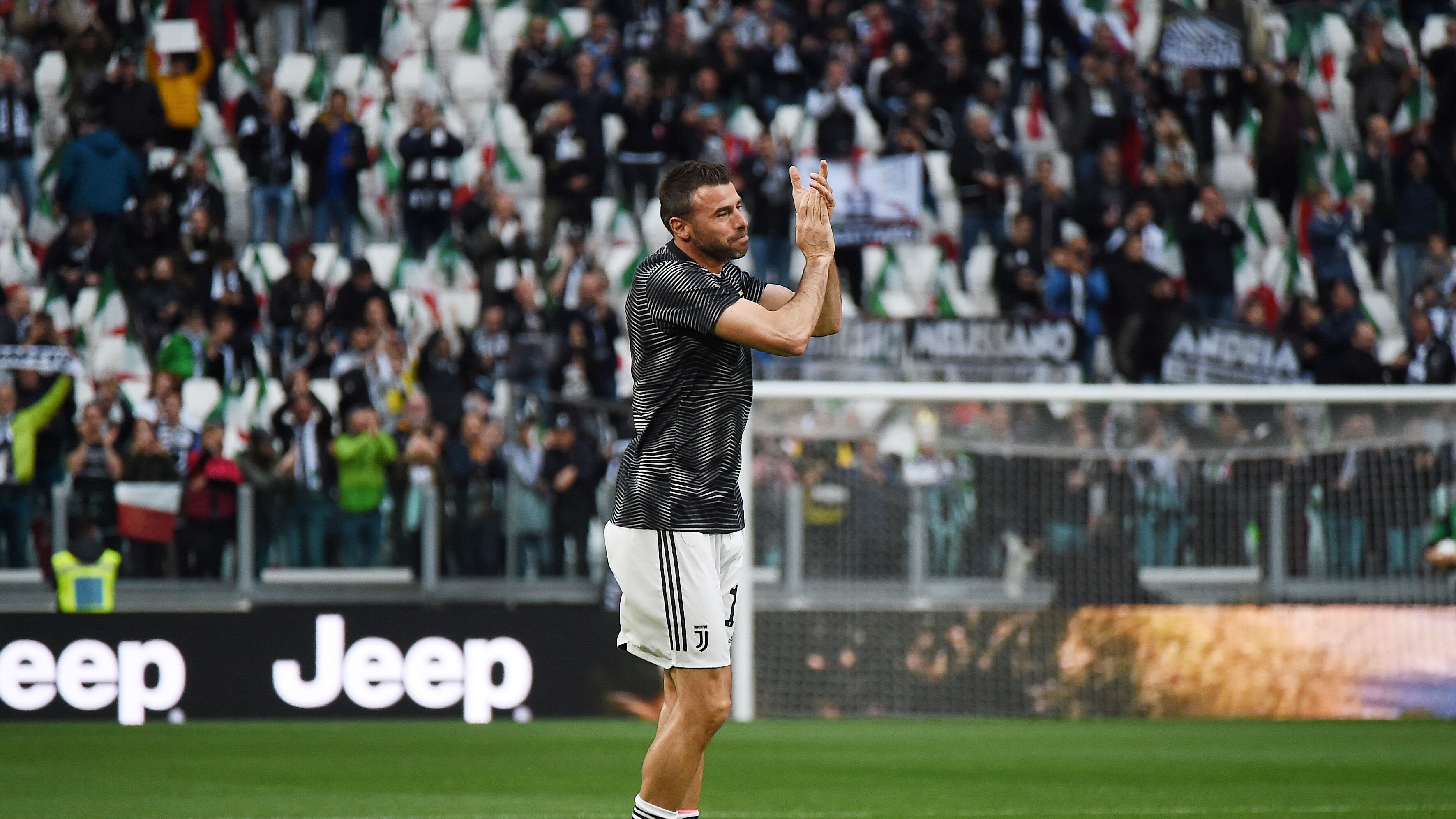 Juve, dietrofront Barzagli: non sarà nello staff di Sarri?
