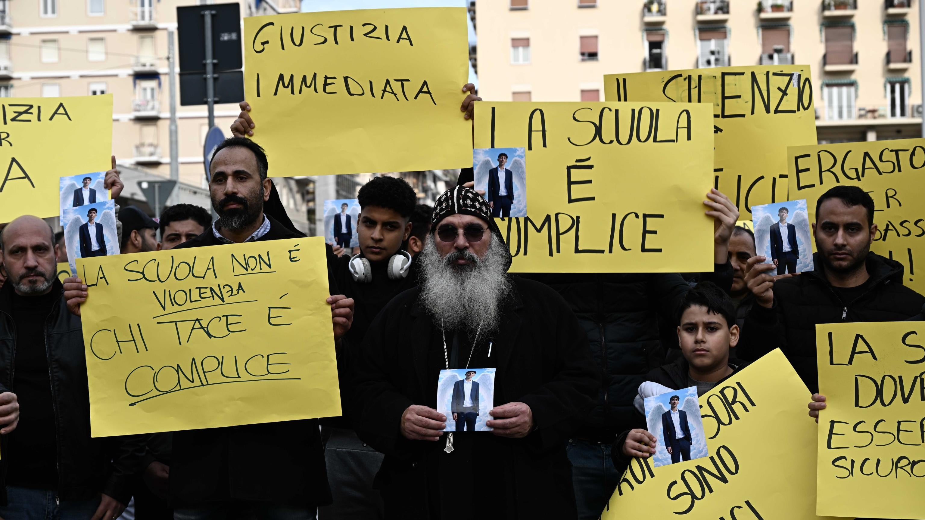 Pronto il decreto sicurezza. Stretta su coltelli e baby gang