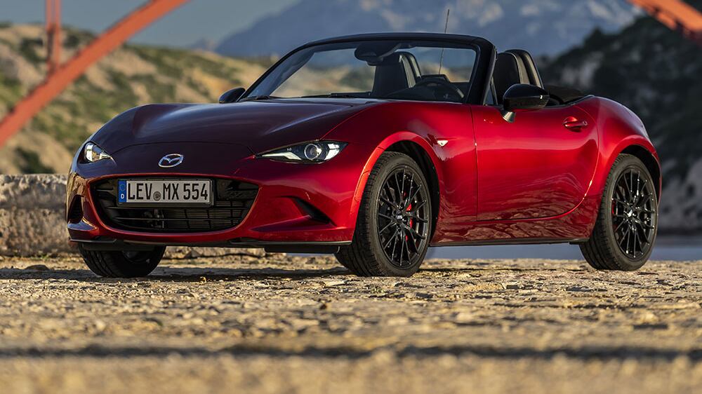 Nuova Mazda MX-5 2024: le 10 cose da sapere