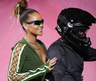 Rihanna sexy per la sua collezione 11
