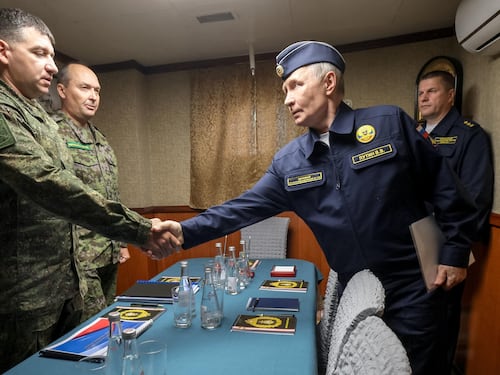 Il nuovo fronte di Putin. Visita le isole contese e il Giappone si infuria