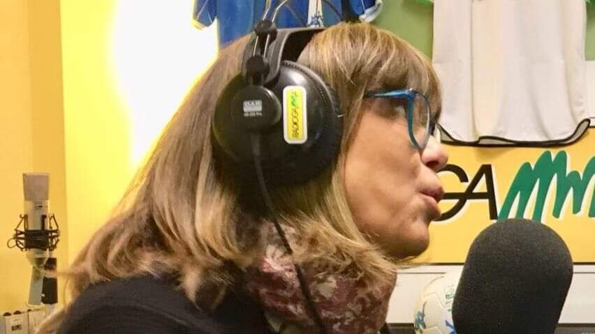 Accoltellata la speaker di Radio Gamma: le sue condizioni