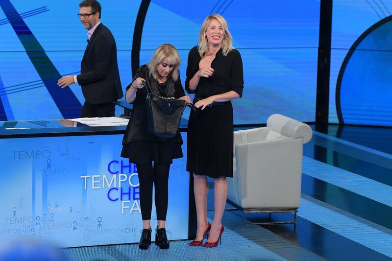 Alessia Marcuzzi, le gambe più lunghe della televisione italiana 27