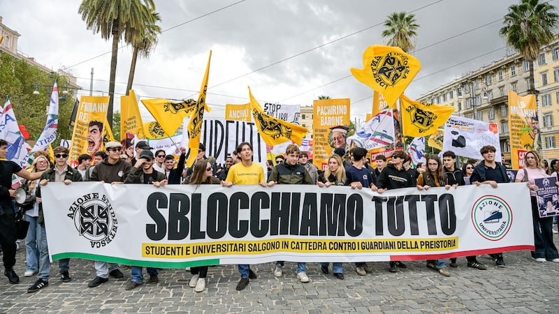 Da Roma a Milano, i giovani di destra scendono in piazza contro la violenza della sinistra