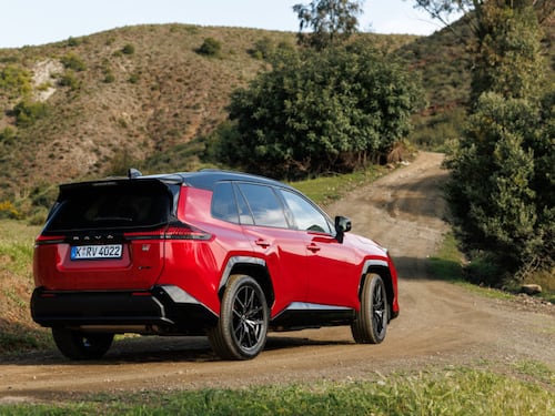 Sesta generazione di Toyota RAV4. Un Suv che non smette di stupire