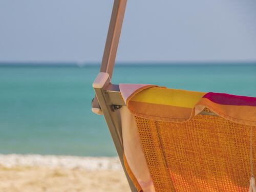 Romagna, ironia salva-turismo "Il mare? Brutto anche prima"